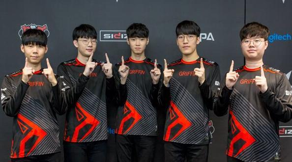 及掩耳之势 及掩耳之势